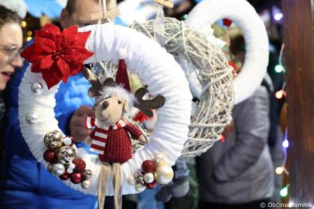 Miklavžev koncert na Osnovni šoli Toma Brejca napolnil dvorano do zadnjega kotička (27)
